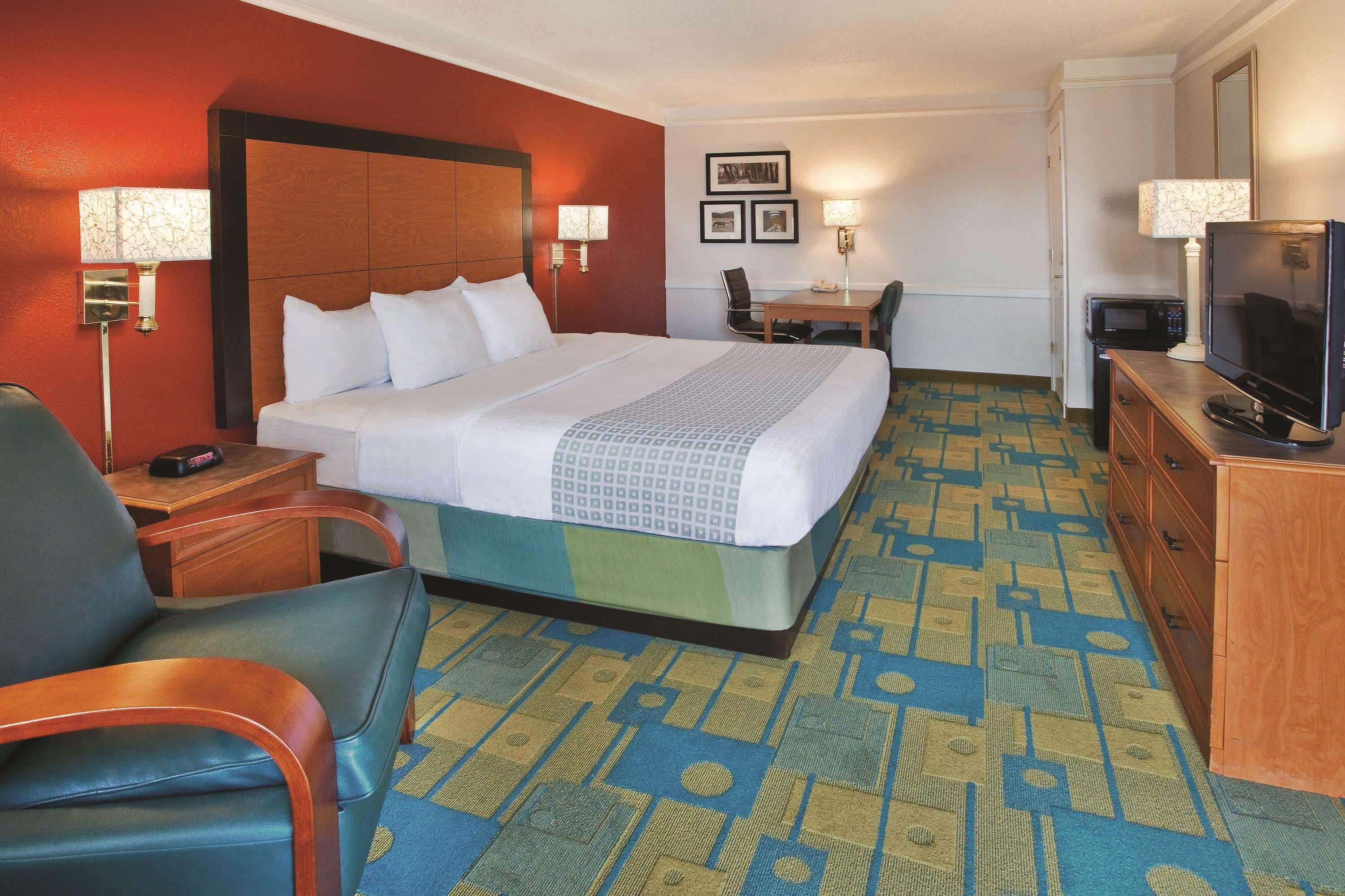 La Quinta Inn By Wyndham Savannah Midtown Exterior foto