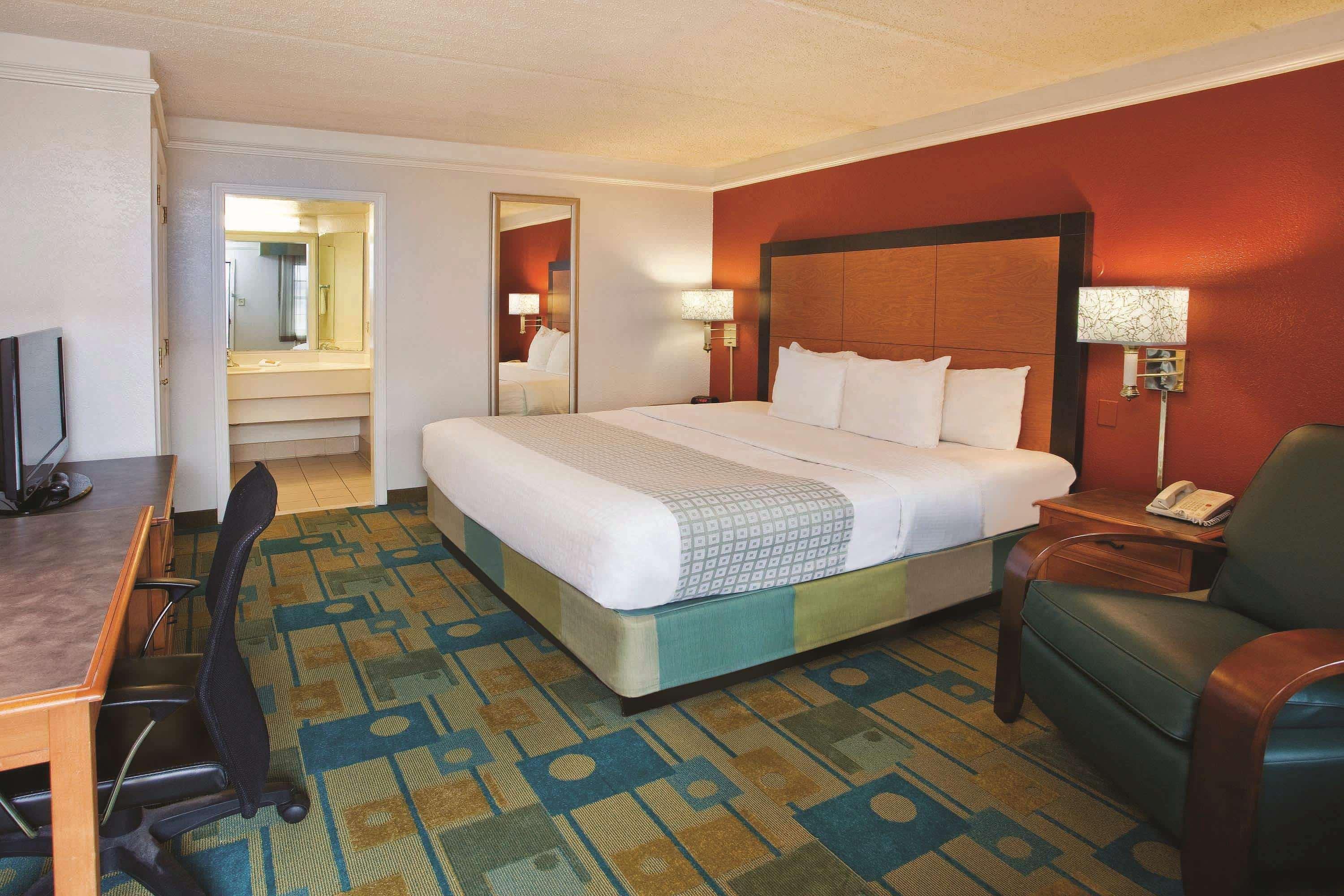 La Quinta Inn By Wyndham Savannah Midtown Exterior foto